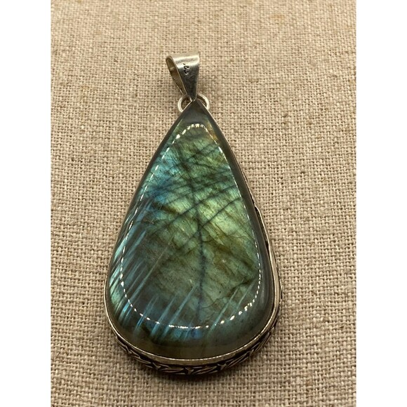 925 sterling silver huge labradorite Pendant - Picture 3 of 7